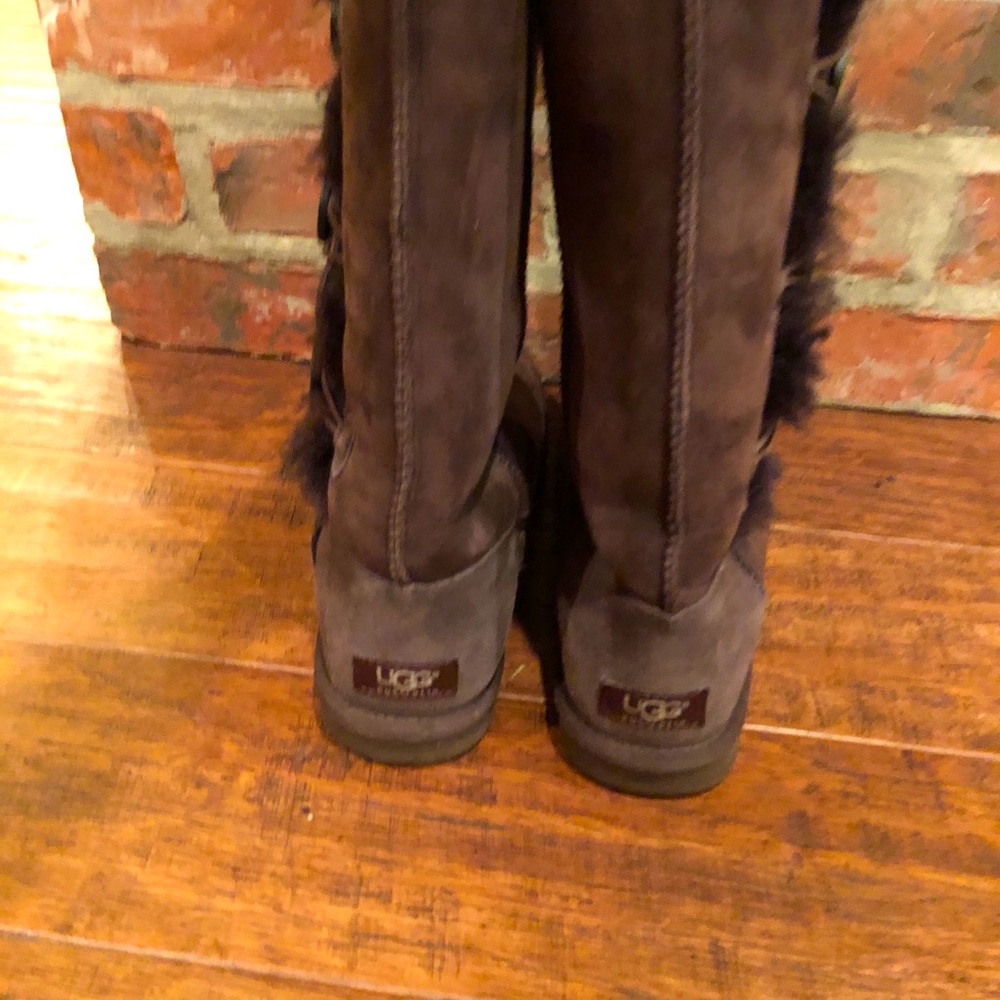 Ugg Bailey Button boots